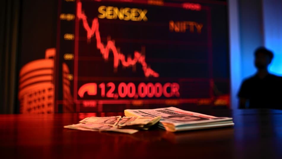 ₹12 Lakh Crore Alert: Sensex Rally to Crash?