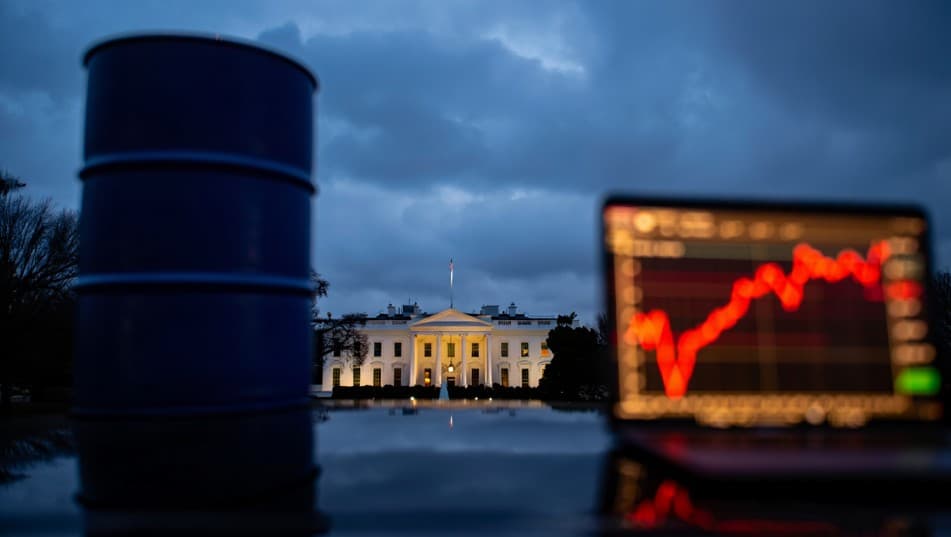 White House Fields Warnings About Iran War's Economic Hit
